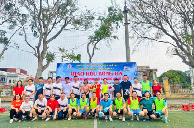 CBCNV PX Vận hành 2 và phòng Kỹ thuật tham gia giao hữu bóng đá